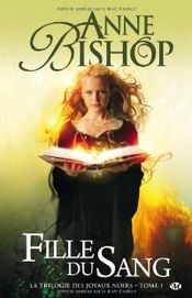 Couverture Fille du sang - Les Joyaux noirs, tome 1 Couverture Fille du sang - Les Joyaux noirs, tome 1