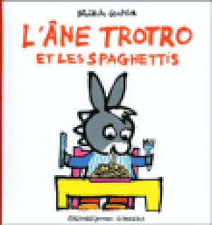L'âne Trotro mange des spaghetti