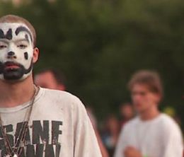 image-https://media.senscritique.com/media/000000173470/0/american_juggalo.jpg