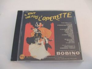 Phi-Phi: Bien chapeautée