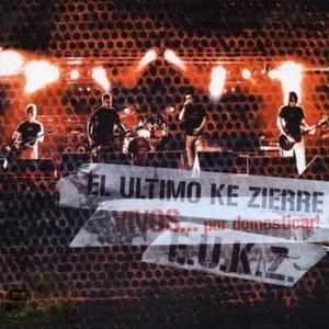 Amor de quarto oscuro (Live)
