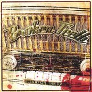 She Dances Evil (Live)