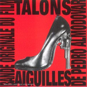 Tacones lejanos