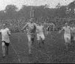 image-https://media.senscritique.com/media/000003917346/0/competition_sportive_de_la_police_de_dundee.jpg