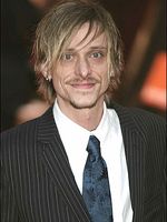 Mackenzie Crook shows