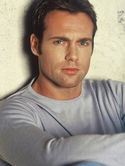 Michael Shanks