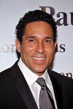 Oscar Núñez