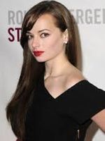 Photo Ashley Rickards