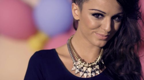 Cover Cher Lloyd