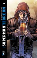 Couverture Superman : Terre-Un, tome 1