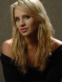 Natasha Loring