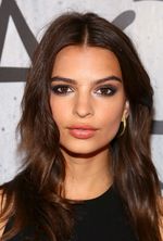 Emily Ratajkowski