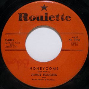 Honeycomb / Their Hearts Were Full of Spring (Single)