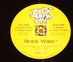 Space Wars EP (EP)