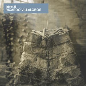 4 Wheel Drive (Ricardo Villalobos’ 4WD remix)