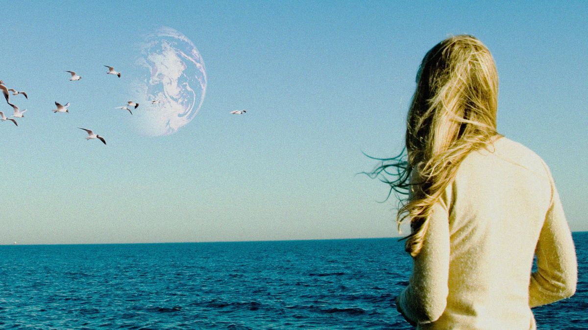 Another Earth Film (2011) SensCritique