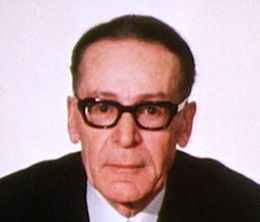 image-https://media.senscritique.com/media/000006321304/0/la_commune.jpg