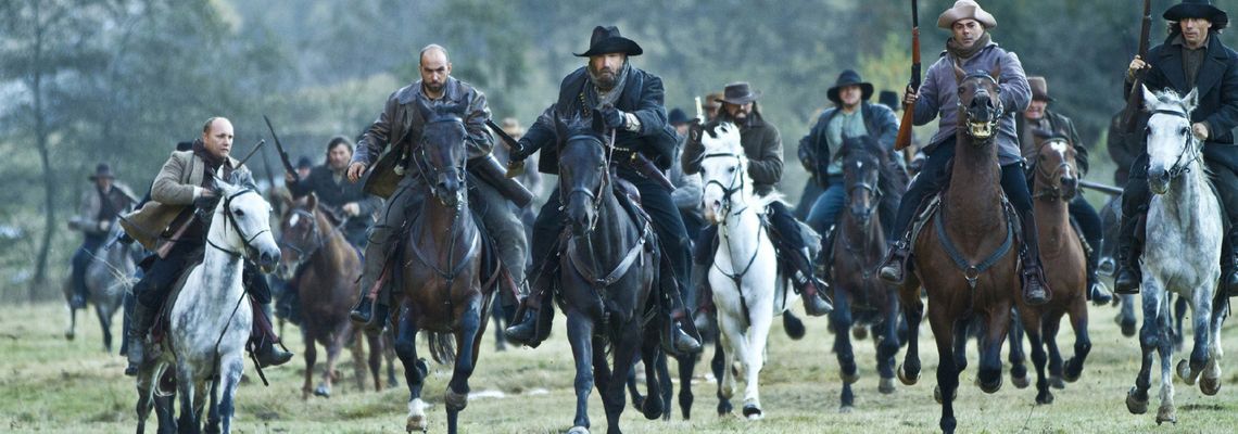 Cover Hatfields & McCoys