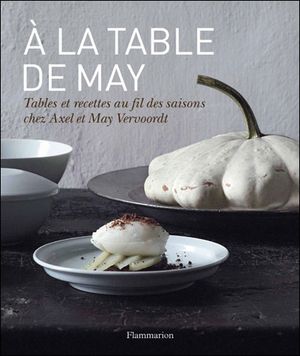 A la table de May