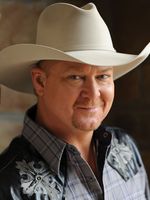 Photo Tracy Lawrence
