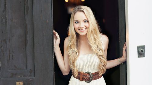 Cover Danielle Bradbery