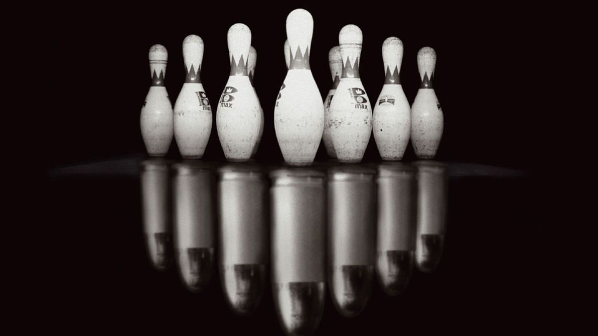 https://media.senscritique.com/media/000007110046/1200/bowling_for_columbine.jpg
