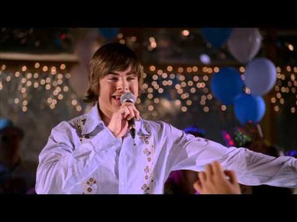 High School Musical, premiers pas sur scène