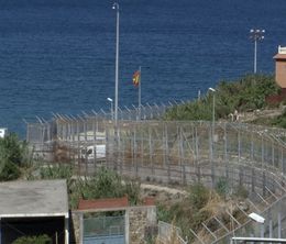 image-https://media.senscritique.com/media/000007215177/0/ceuta_douce_prison.jpg