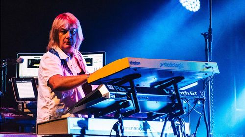Cover Geoff Downes
