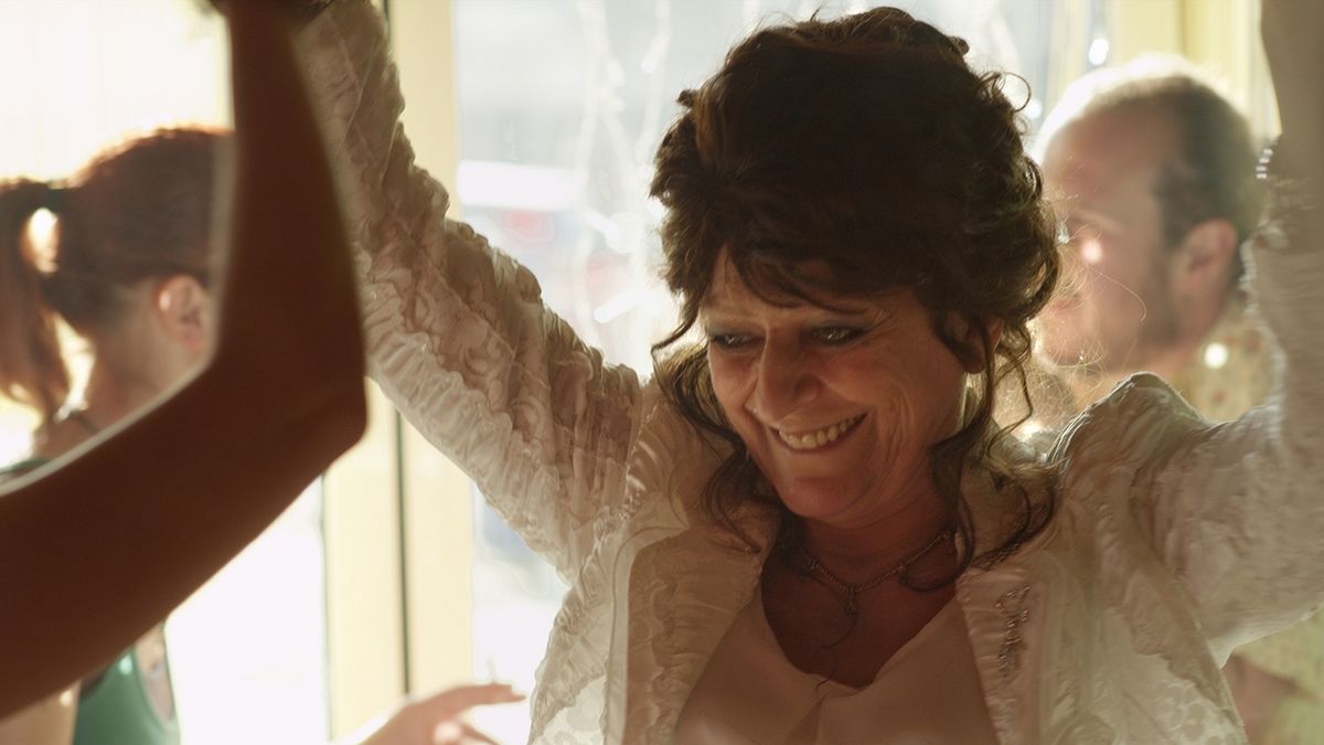 Le Party Film Complet Party Girl - Film (2014) - SensCritique