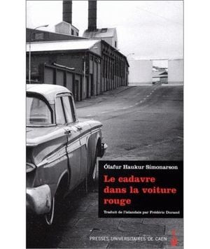 Le cadavre dans une voiture rouge