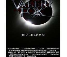 image-https://media.senscritique.com/media/000008025314/0/valeri_fox_black_moon.jpg
