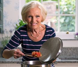 image-https://media.senscritique.com/media/000010277246/0/mary_berry_s_absolute_favourites.jpg