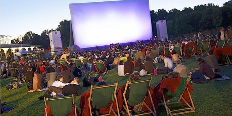 Illustration Cinéma plein air à la Villette à Paris ! Illustration Cinéma plein air à la Villette à Paris !