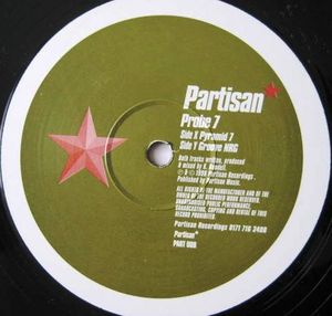 Pyramid 7 / Groove NRG (Single)