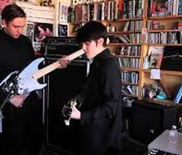image-https://media.senscritique.com/media/000011251511/0/the_xx_npr_music_tiny_desk_concert.jpg