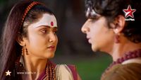 Dronacharya teaches Arjun the art of archery