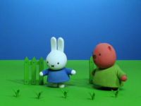 Miffy Gets Help From Poppy Pig