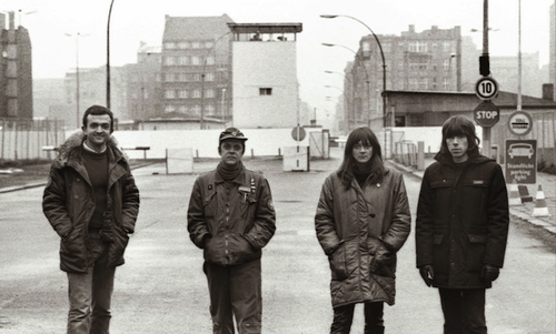Cover Throbbing Gristle