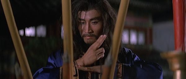 Wang Yu défie le Maître du Karaté