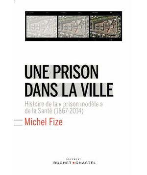 Une prison dans la ville