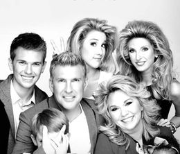 image-https://media.senscritique.com/media/000012535354/0/chrisley_knows_best.jpg