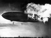 1937. Crash du Hindenburg