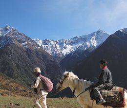 image-https://media.senscritique.com/media/000012931780/0/kalo_pothi_un_village_au_nepal.jpg