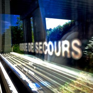 Issue de Secours (EP)