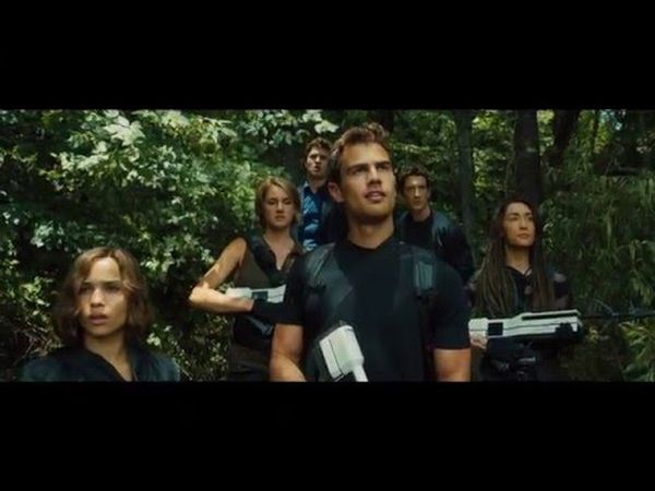 Divergente 3 : Au-delà du mur