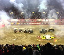 image-https://media.senscritique.com/media/000014334945/0/monster_jam.jpg