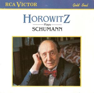 Horowitz plays Schumann