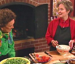 image-https://media.senscritique.com/media/000014543400/0/julia_child_cooking_with_master_chefs.jpg