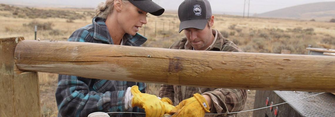 Cover Building off the Grid: Big Sky Ranch